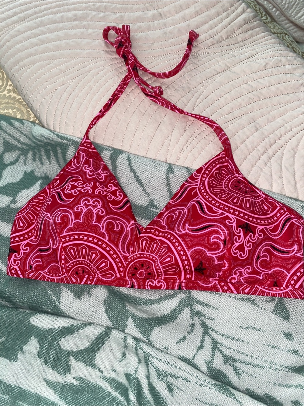 NWOT Pink Paisley Triangle Bikini Top